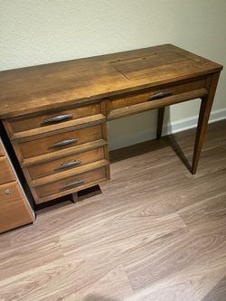 Vintage Singer Sewing Machine asis