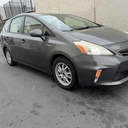 2012 Prius V