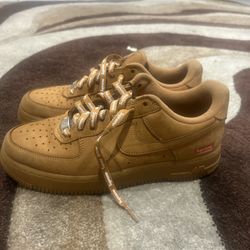 Brown Air Force Supremes