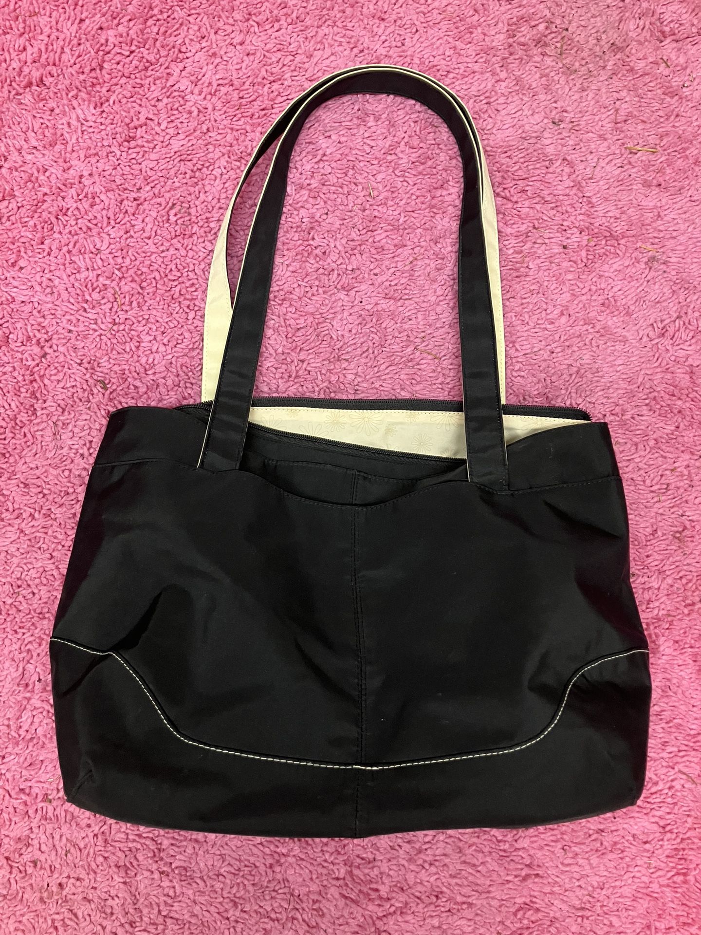 FREE MEDELA DIAPER BAG