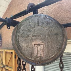 1 Ton hoist 