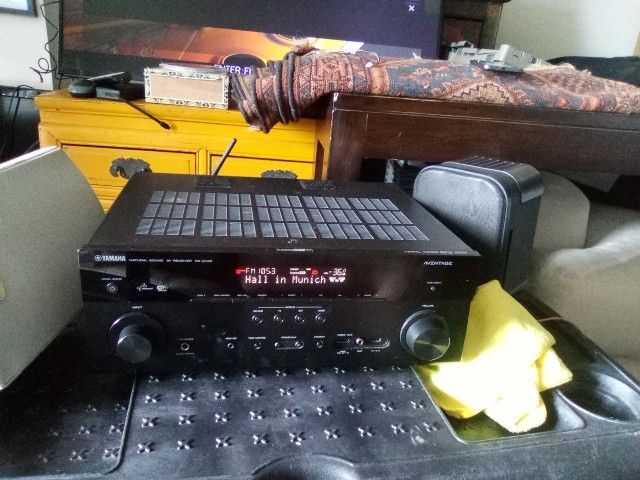 Yamaha RX-A740 AV Receiver