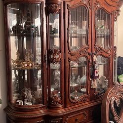 China Cabinets And Table And Chairs 