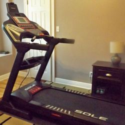 Treadmill 