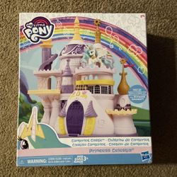 Hasbro My Little Pony Canterlot Castle Playset - with Princess Celestia Figure