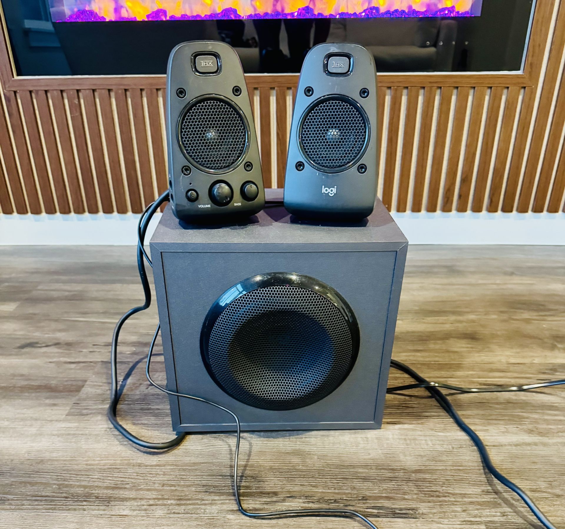 LogiTech Speakers With Woofer - Brand New