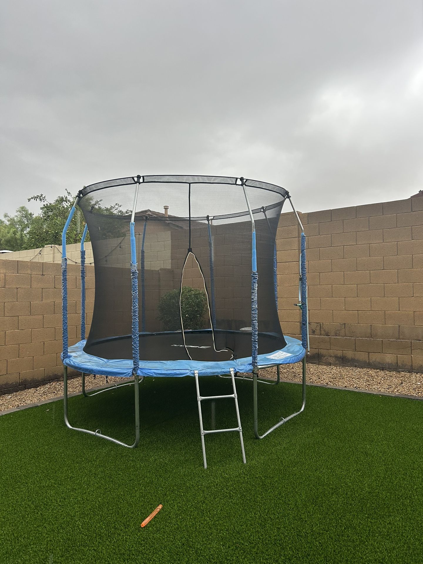 Trampoline 