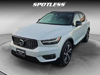 2021 Volvo XC40