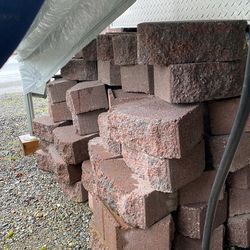 75 Red Rustic Retention Bricks