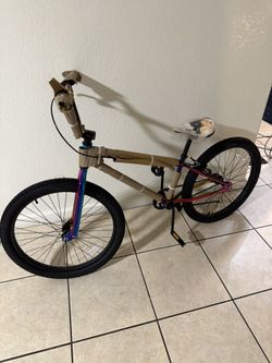 24 Inch BMX Style Bike