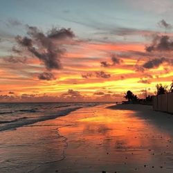 One Week : 2 Bedroom Condo On the Beach