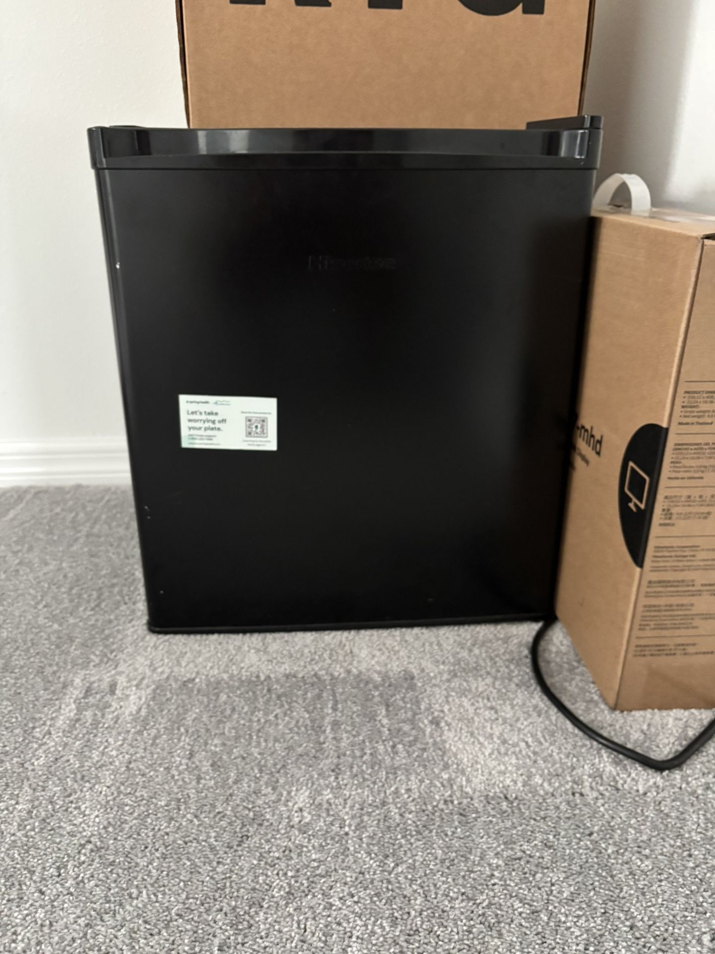 Mini Fridge With Freezer