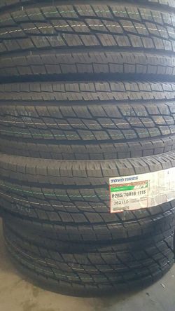 265/70R16 Toyo open country ht