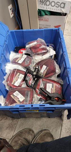 Misc. LED and Halogen Lights For Trucks And Trailers