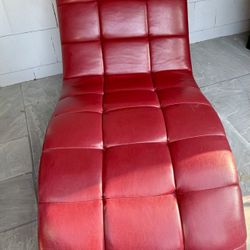 Beautiful Chase Lounge From Bob’s
