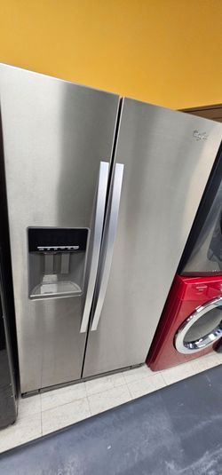 Whirlpool counter depth fridge