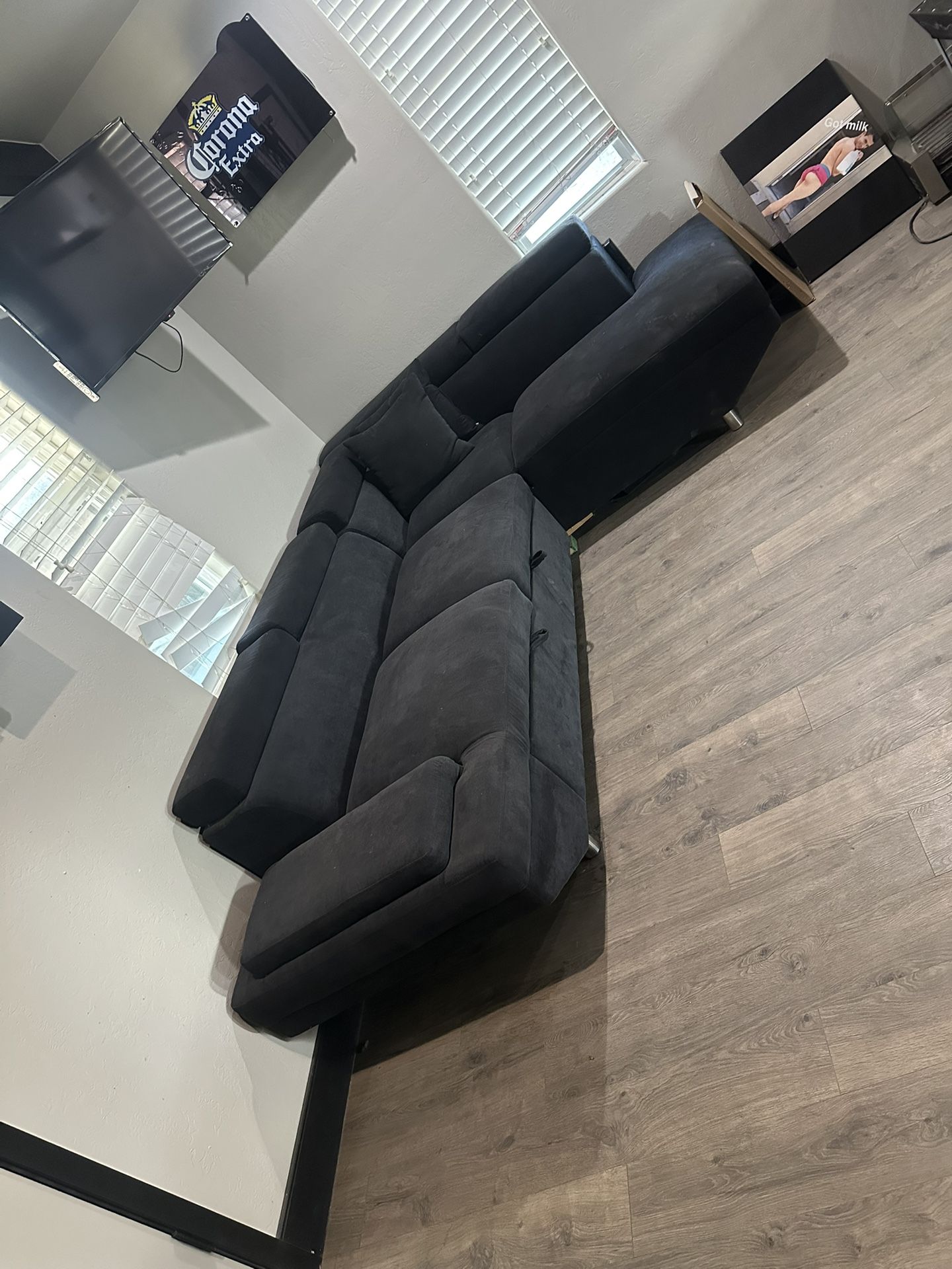 Small Sectional 