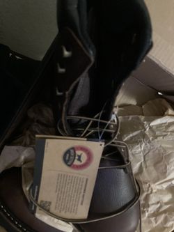 RED WING SHOES. Brand new