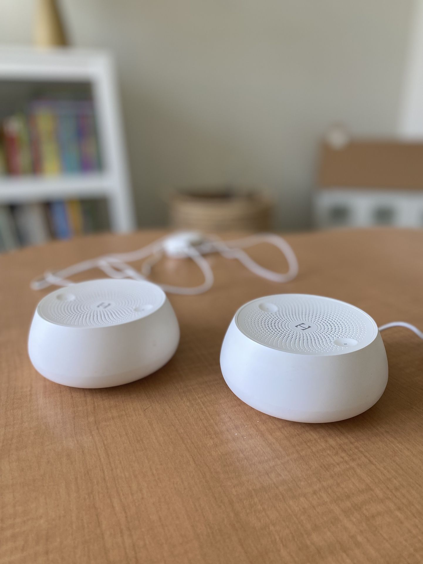 Hatch Rest Mini White Noise Smart Sound Machine