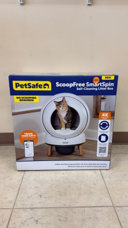 PETSAFE SCOOP FREE SMART SPIN SELF-CLEANING LITTER BOX
