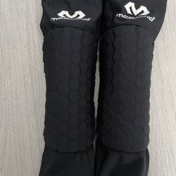 Mcdavid Hex Knee Pads- Youth Size