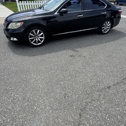 2007 Lexus LS 460