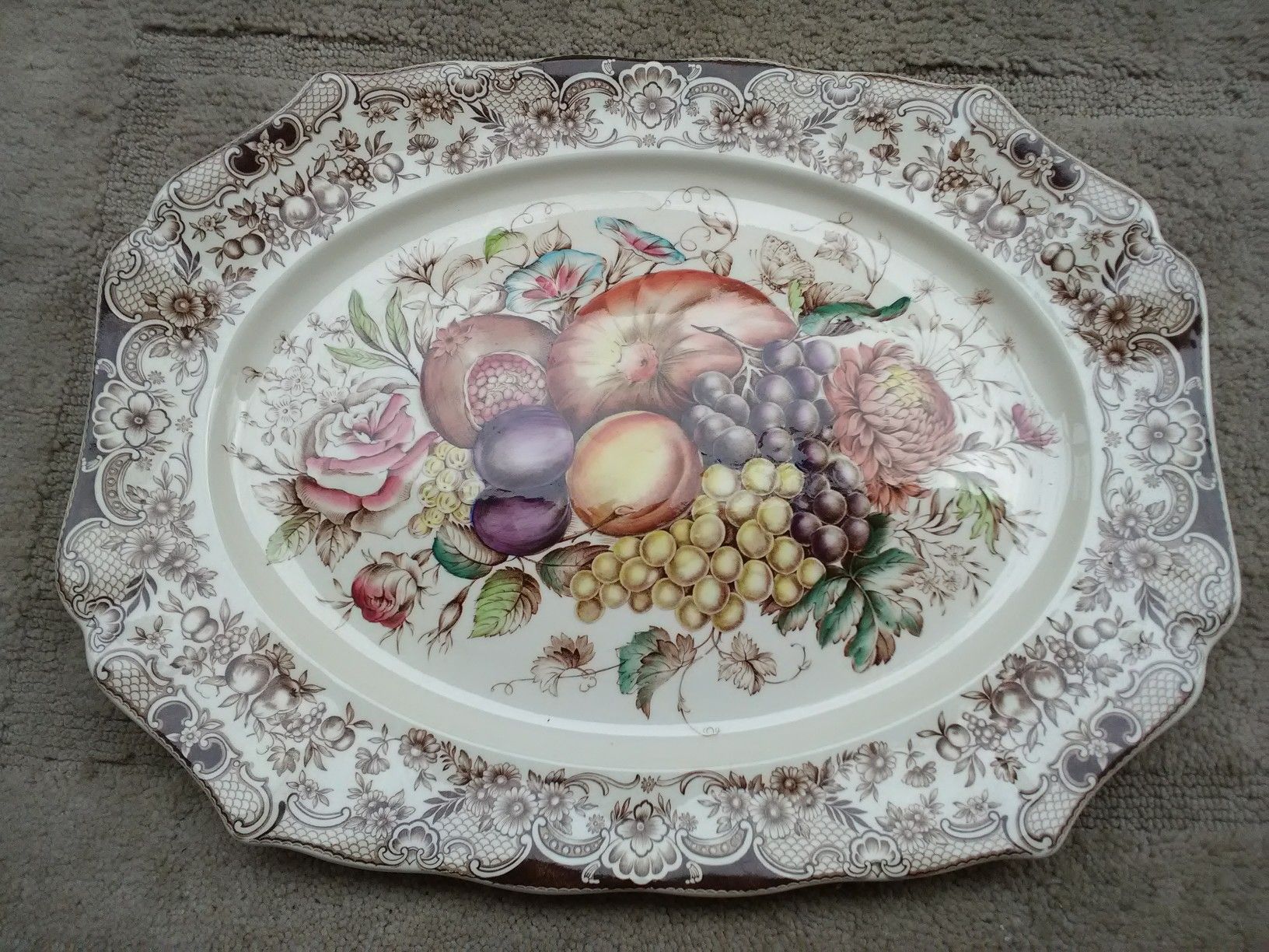 1960 Johnson Bros England Windsor Ware Harvest 20" Oval Serving Platter