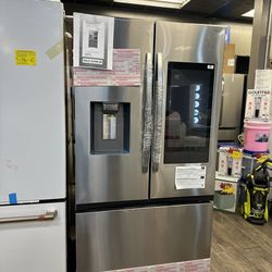 Samsung Refrigerator With Family Hub (Take It Home In Payments/Llevalo A Casa En Pagos) Read Description