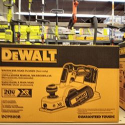 DEWALT 20V MAX LITHIUM-ION BAND SAW.
TOOL ONLY