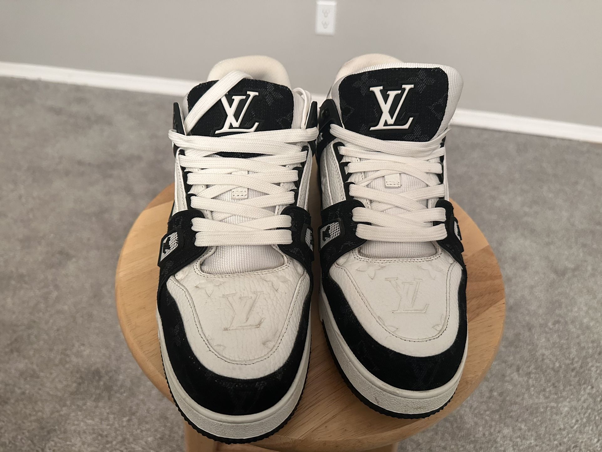 Louis Vuitton LV Trainer Sneakers