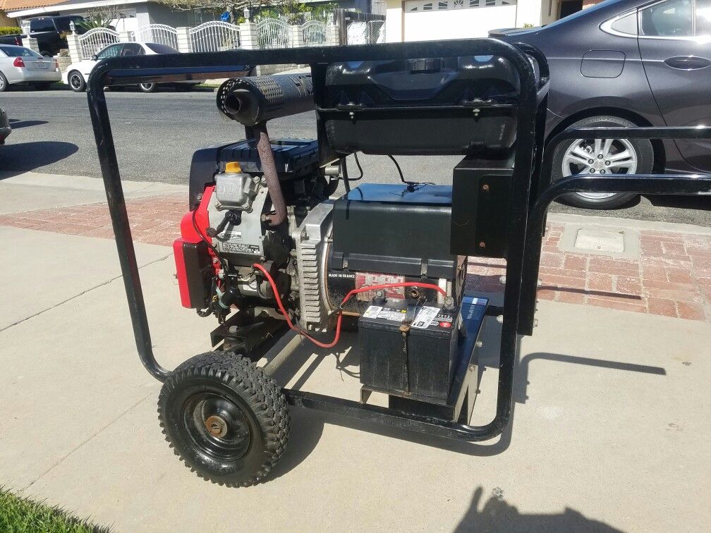 Dayton 3lw64 pro duty 10000 watt generator for Sale in San Diego, CA ...