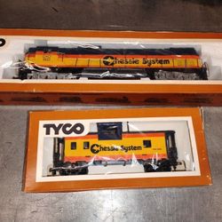 HO Trains  30  Items