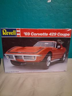 (VINTAGE) Revell '69 Corvette 429 Coupe
