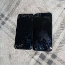 2 iPhone 7 For Parts