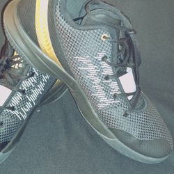 Nike Kyrie  Flytrap 2  Gold And Black