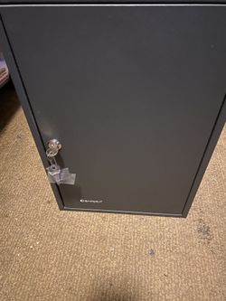 Barska Key cabinet