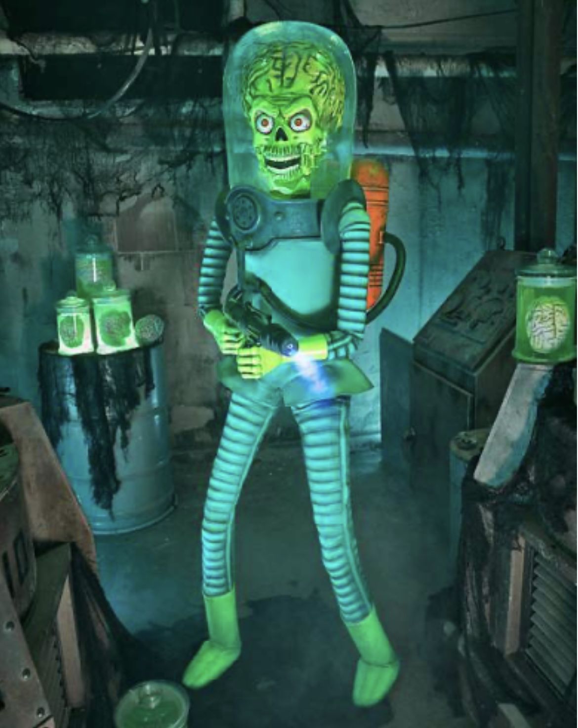 Spirit Halloween 6.5 Ft Martian Warrior Animatronic Mars Attacks