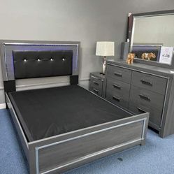 LODANNA GRAY LED PANEL BEDROOM SET