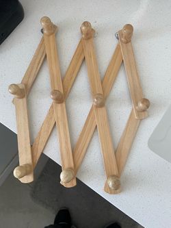 Hat rack
