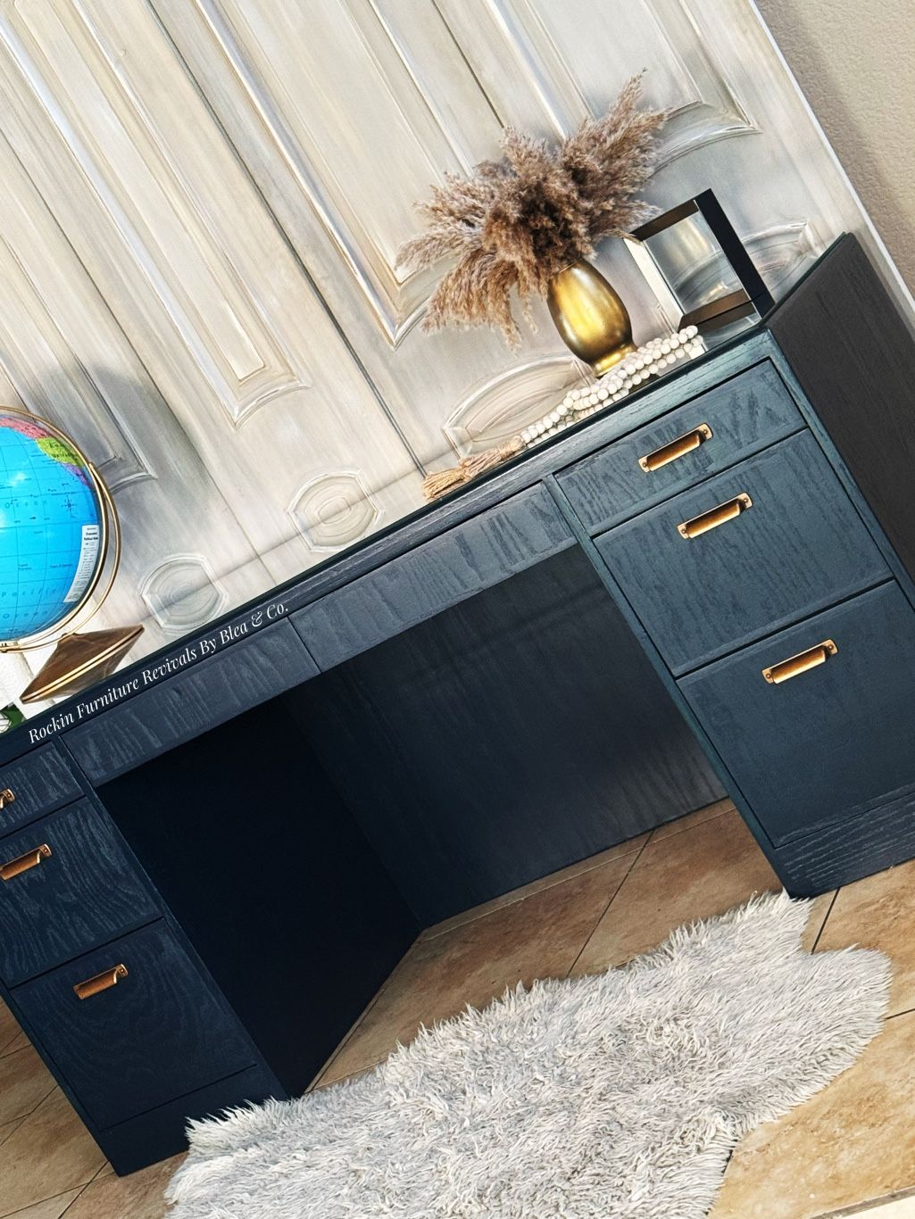 Desk/ Vanity