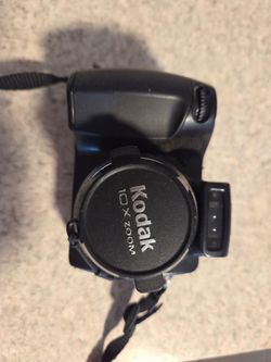 Kodak Digital Camera with Charging Stand