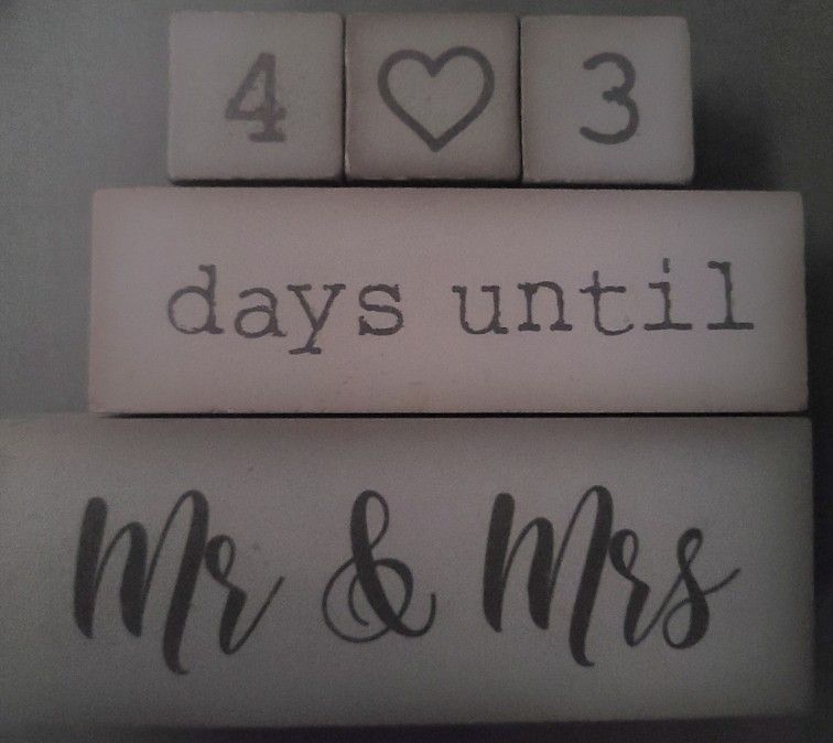 Mr & Mrs Count Down