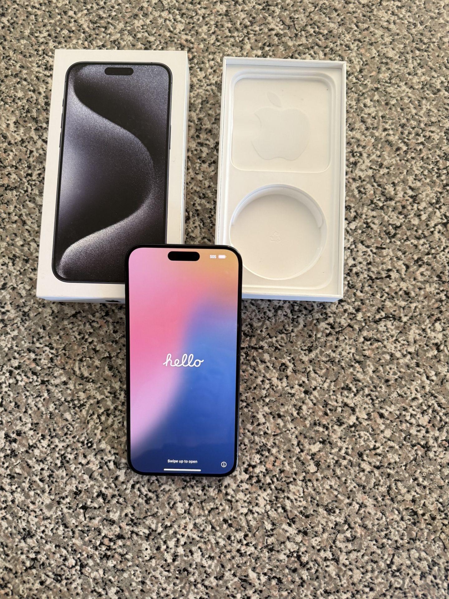 iPhone 15 Max Pro - Like New - Unlocked