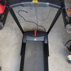 Advenor Treadmill 