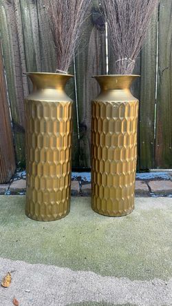 Set of 2 Gold Metal Decorative Vases