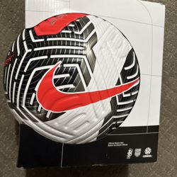 Brand New Nike Flight Pro Soccer Ball Size 5