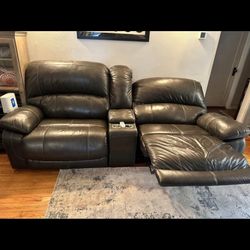 Leather Double Reclining Couch With Console