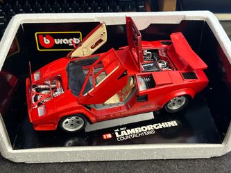 Vintage 1988 Bburago Lamborghini Countach 1:18 Diecast – Red w/ Original Box