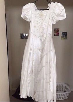 Giselle Bride Costume from Disney Store. Enchanted movie kids size 10-12