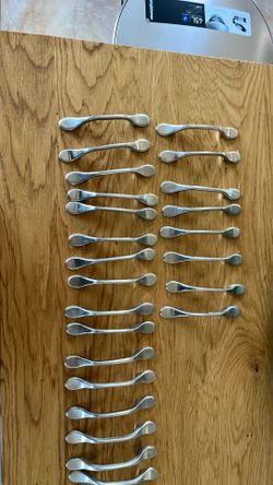 Set of 25 Cabinet Handles – Brushed Nickel
